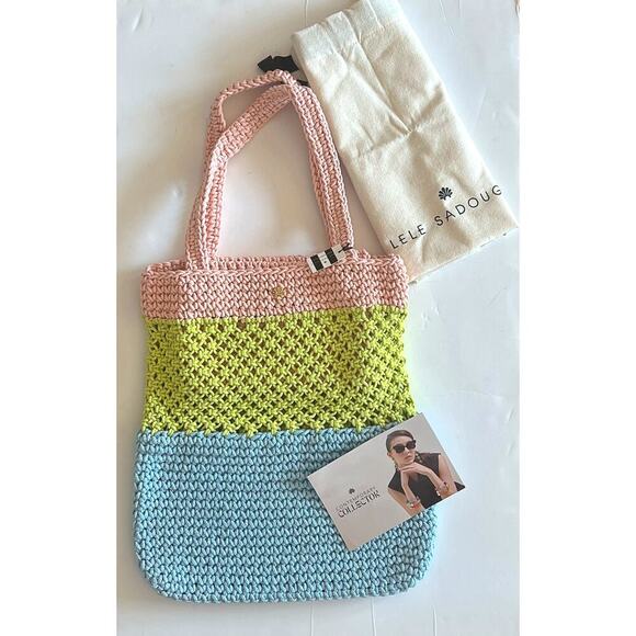 RARE Lele Sadoughi Pastel Colors Crochet Summer Vacation Tote Gold Logo - Picture 10 of 11